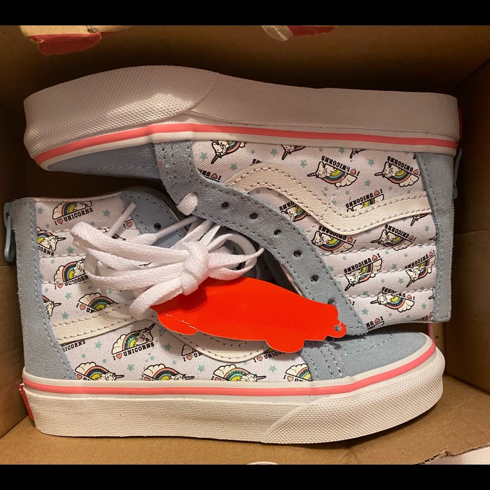 I ❤️ Unicorn Vans. Cute NWT.